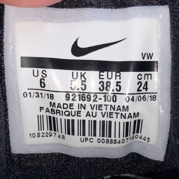 Nike Air Versatile White Black main image 5